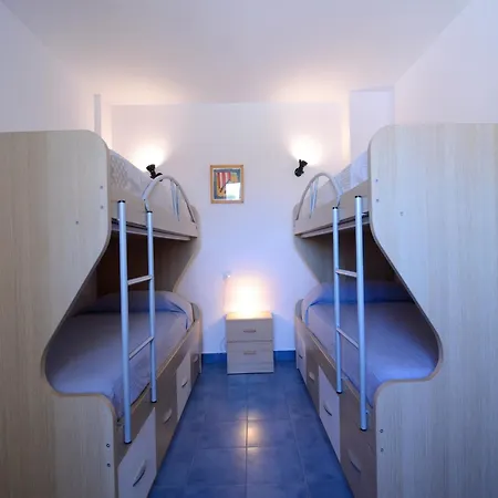 Apartment Manureva Vii 2-a *