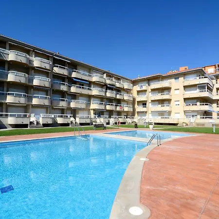 Apartment In Costa Brava With Access L'Estartit