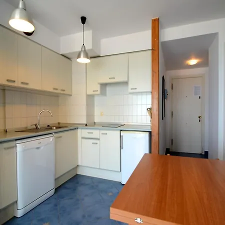 Apartment Manureva Vii 2-a *